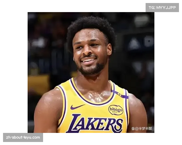 夸梅布朗怒斥布朗尼表现平庸称湖人浪费名额高中球员实力更胜一筹